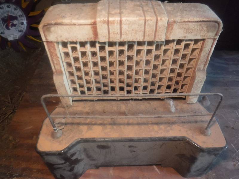 lot 2856 image: AF THOMPSON Vintage natural gas heater- untested