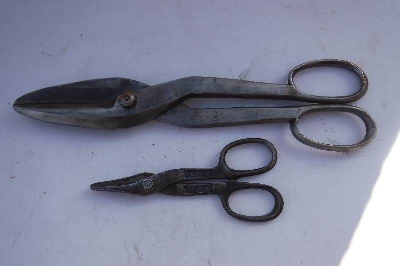 lot 7516 image: pair of vintage shears