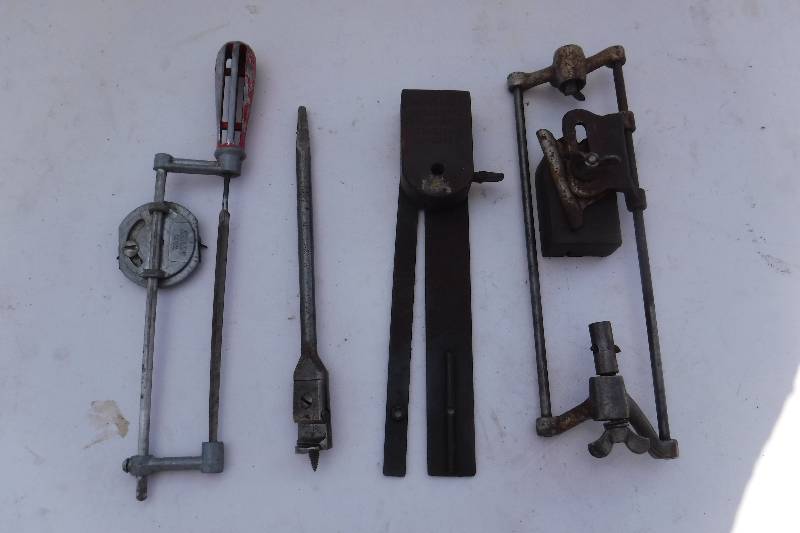 lot 7517 image: File sharpeners