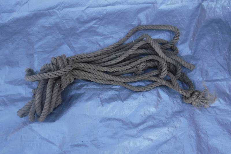 lot 7566 image: Lot of rope