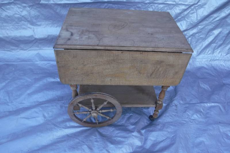 lot 7567 image: Vintage wood butlers cart table with drop down sides