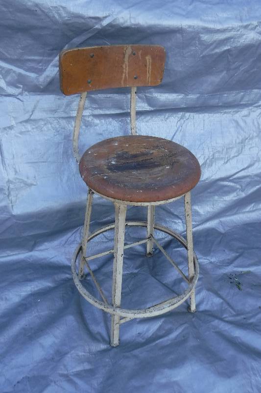 lot 7571 image: Vintage shop stool