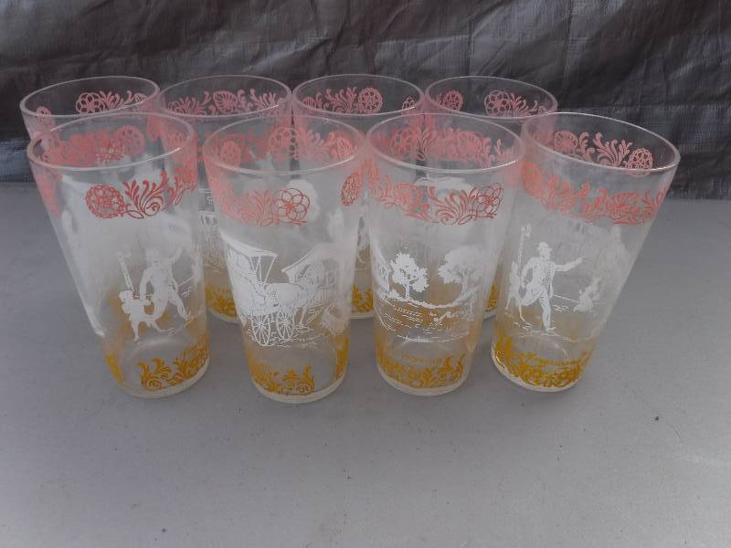 lot 7590 image: Retro americana themed drinking glasses