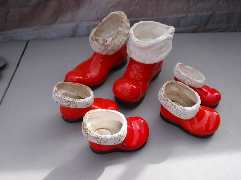 lot 7592 image: Santa boot planters or candle holders made in 1971