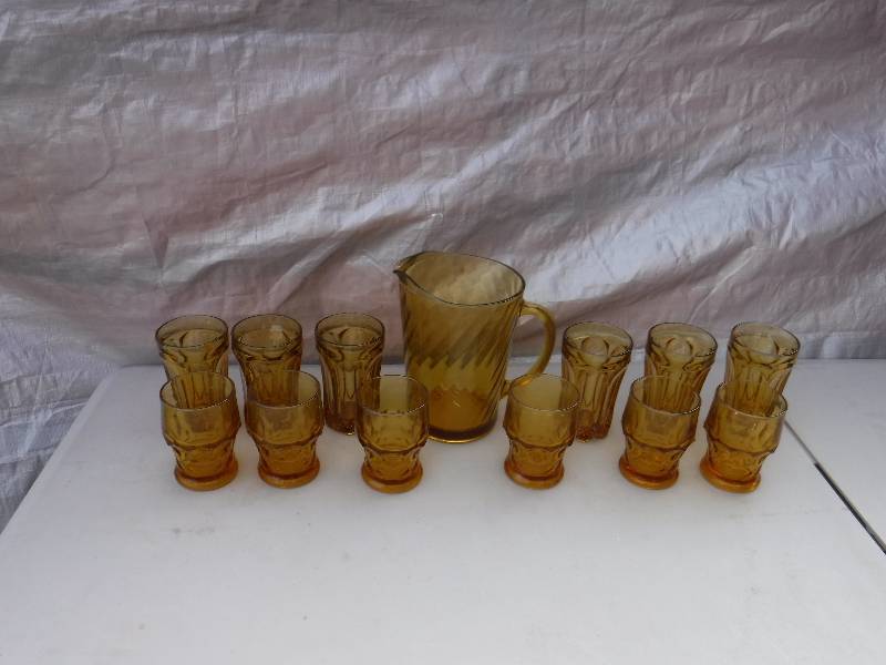 lot 6867 image: amber drinking glasses with pitcher