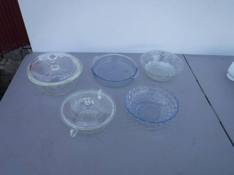 lot 6887 image: Vintage clear glass