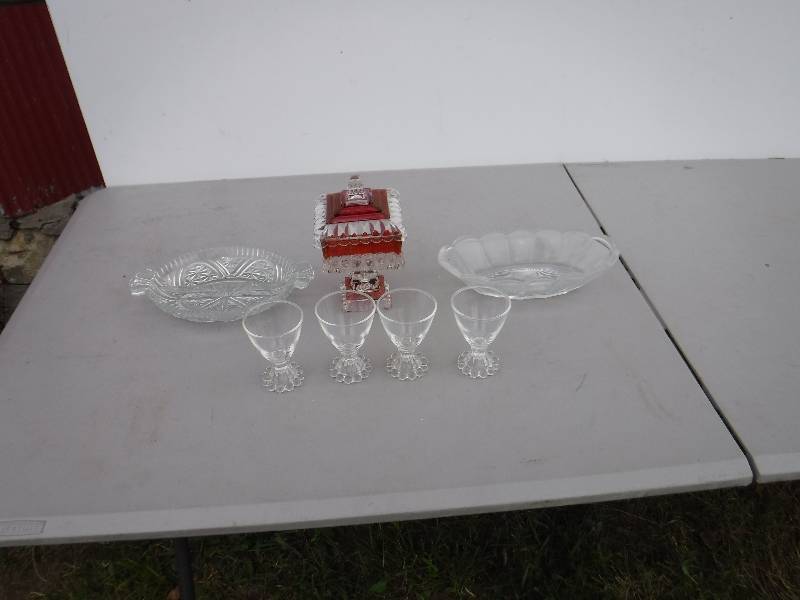 lot 6912 image: lot of crystal glass