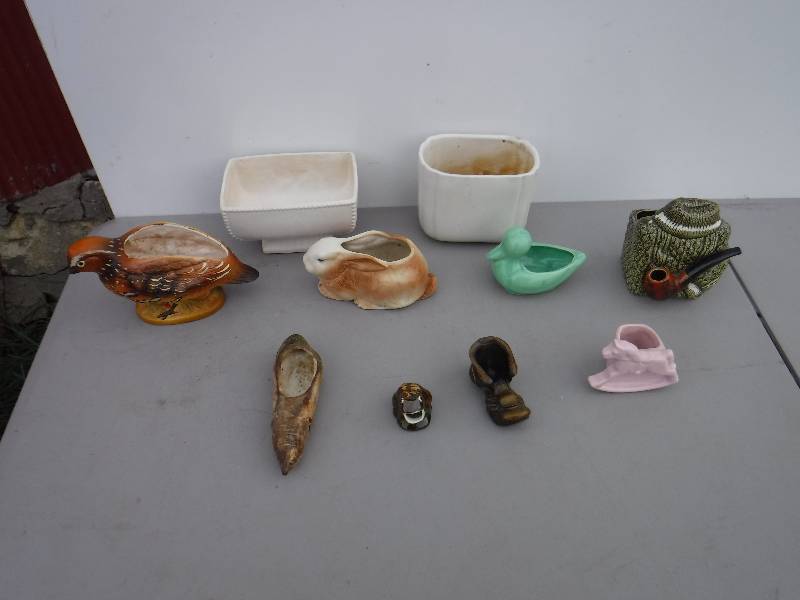 lot 6914 image: vintage ceramic planters
