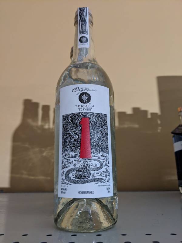 lot 8909 image: 750mL 123 Certified Organic Tequila Blanco 100 Per Agave