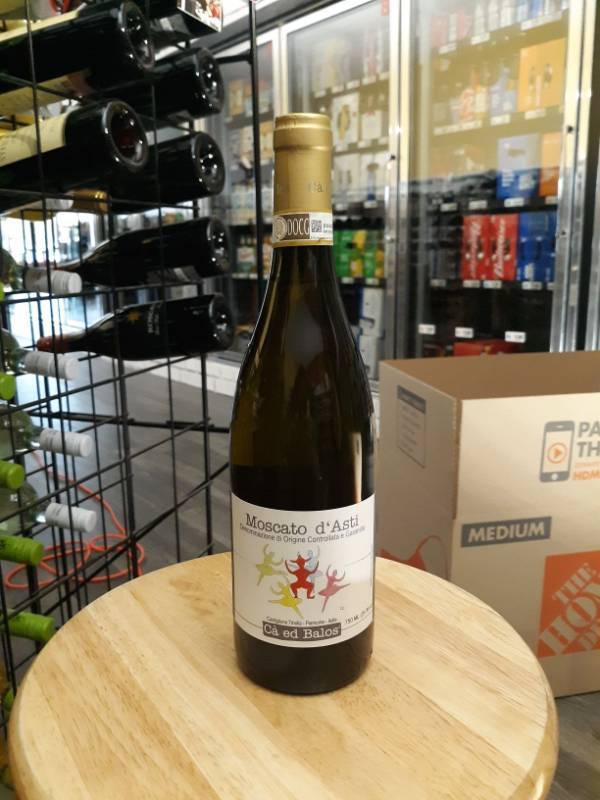 lot 9439 image: (3) 2017 Moscato dAsti C� ed Balos