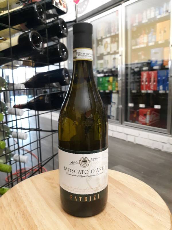 lot 9444 image: (3) 2015 Moscato DAsti Patrizi