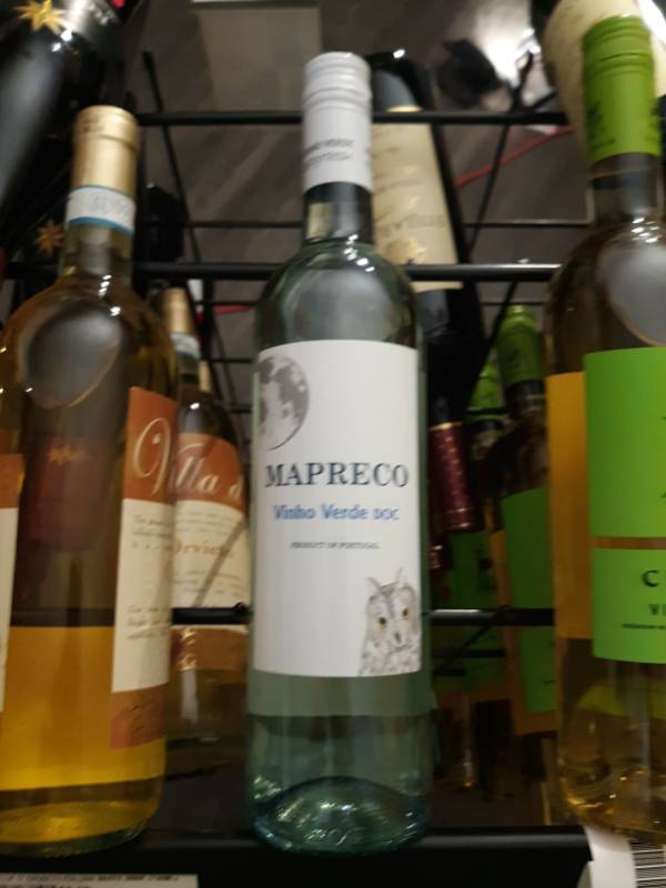 lot 9463 image: (4) Mapreco Vingo Verde 2018 White Wine