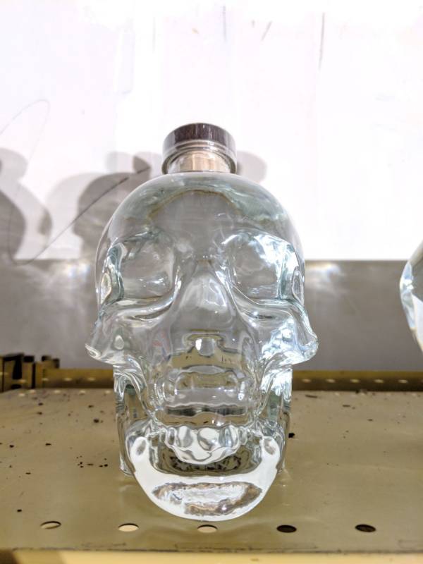 lot 9489 image: (1) 750ml Crystal Head Vodka 40Perc Alch By Vol
