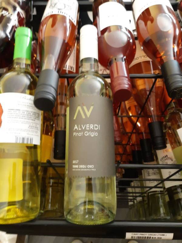lot 9606 image: (9) Alverdi Pinot Grigio