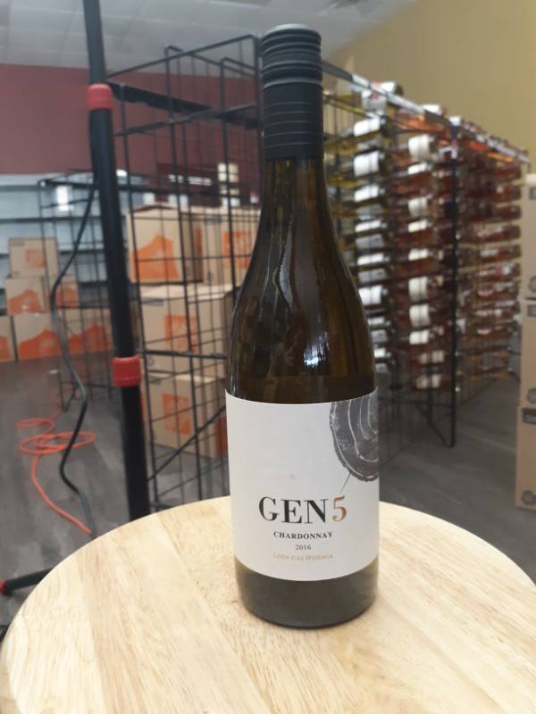 lot 9663 image: (6) Gen 5 2016 Chardonnay