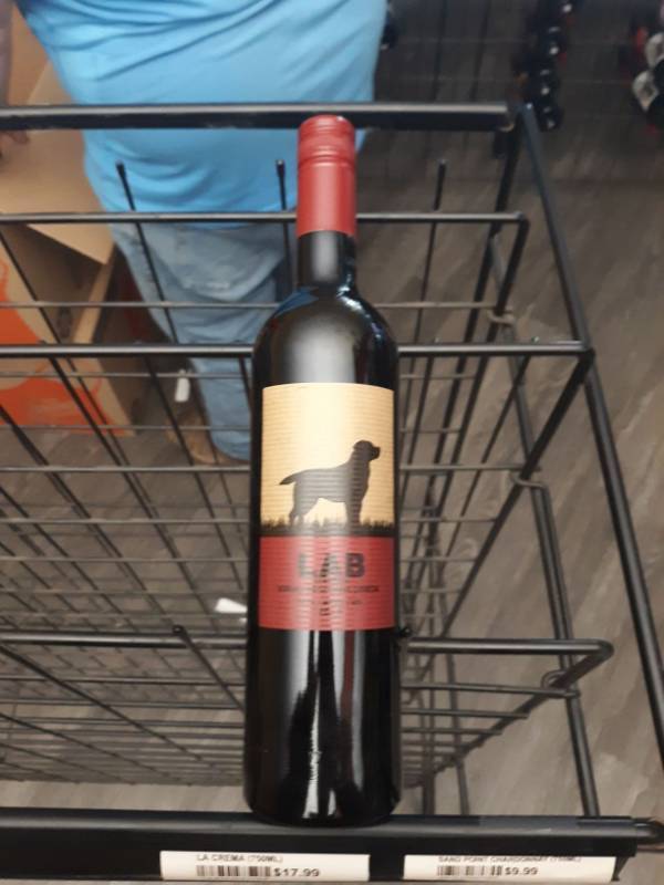 lot 9694 image: (10) LAB Vinho Regional Lisboa