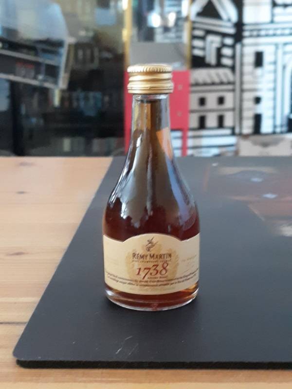 lot 9835 image: (5) Remy Martin 1738 50mL