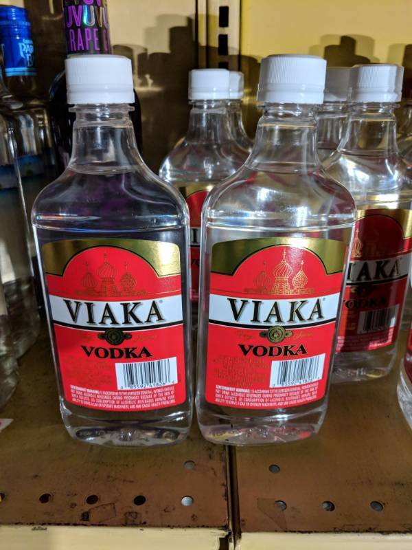 lot 9983 image: (13) 375mL Viaka Vodka 40 Perc Alc By Vol
