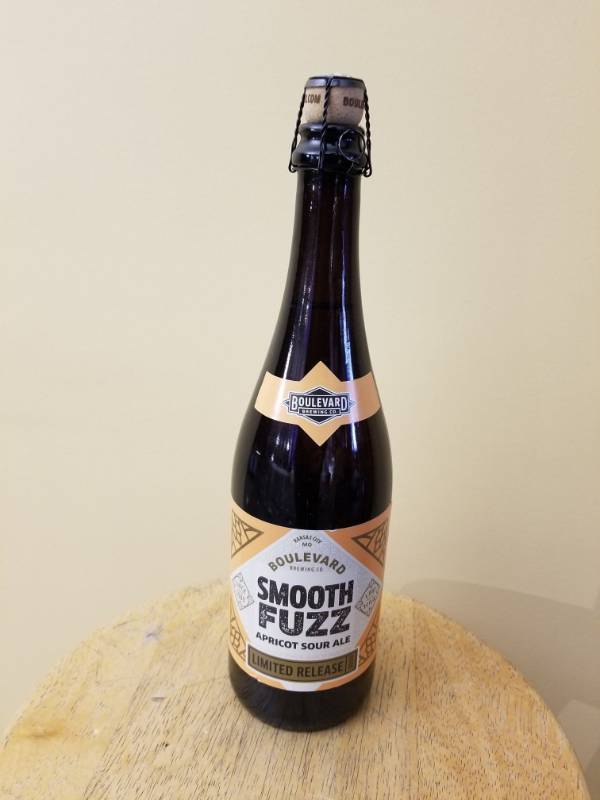 lot 9820 image: (10) Boulevard Smooth Fuzz Apricot Sour Ale