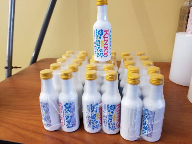 lot 15003 image: (3) Packs of Tropical Kinky Mini Bottles