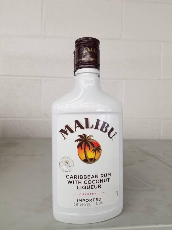 lot 9893 image: (7) Malibu Rum 375ML