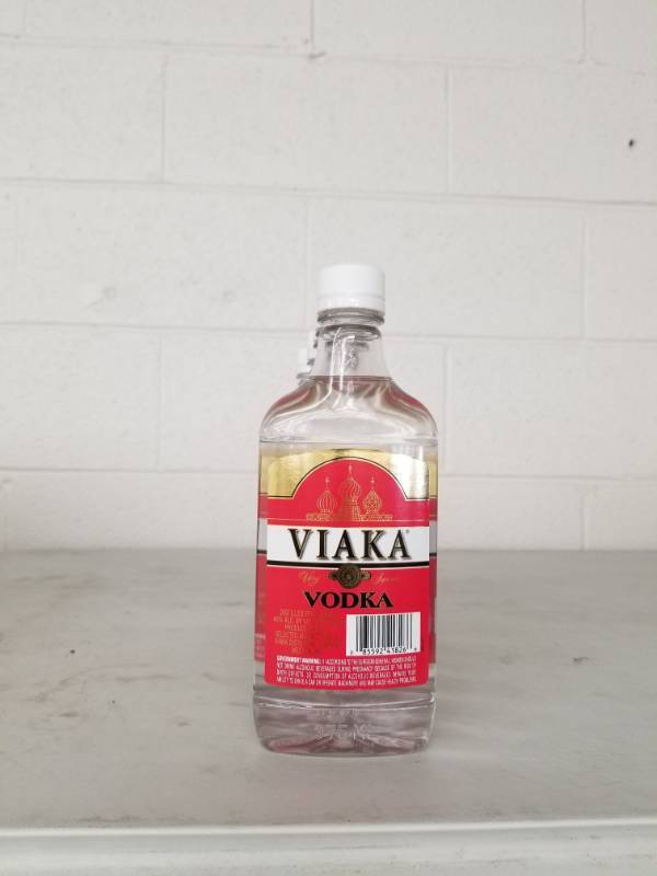 lot 9914 image: (7) Viaka Vodka 375ML