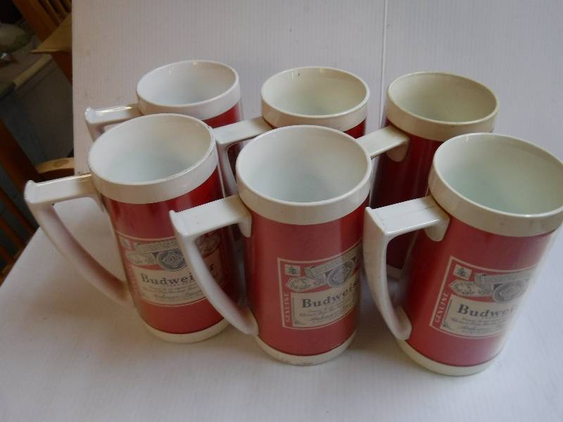 lot 10099 image: Vintage Thermo Serve Budweiser beer mugs