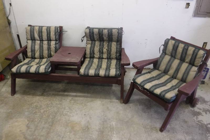 lot 8363 image: outdoor patio furniture