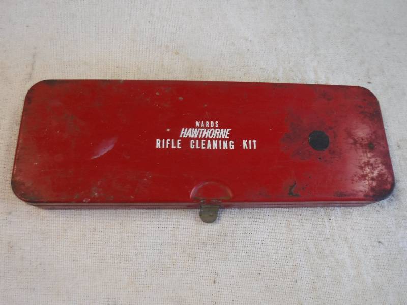 lot 12268 image: Vintage Wards Hawthorn Rifle Cleaning Kit