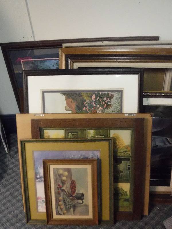 lot 12308 image: Wall Art Mixed Lot
