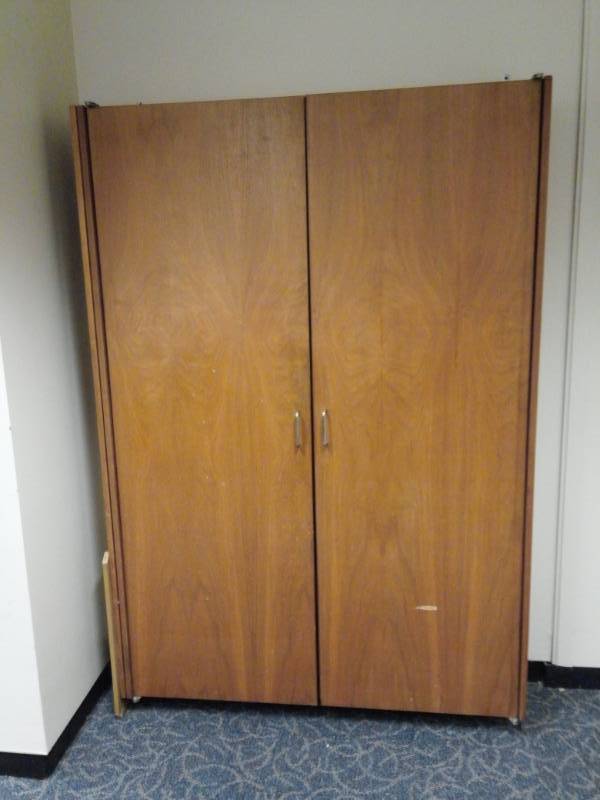 lot 9533 image: Wood Wardrobe Cabinet w Mirror