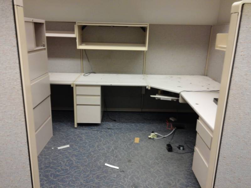lot 9558 image: Wrap Around Desk w Hutches, Lateral Filing Cabinet