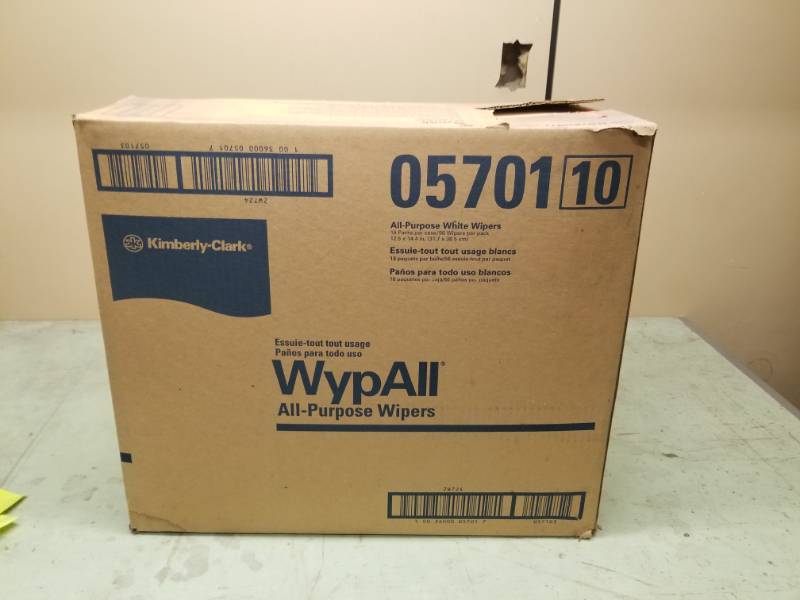 lot 8031 image: WypAll All Purpose Wipes 05701 Most of Case
