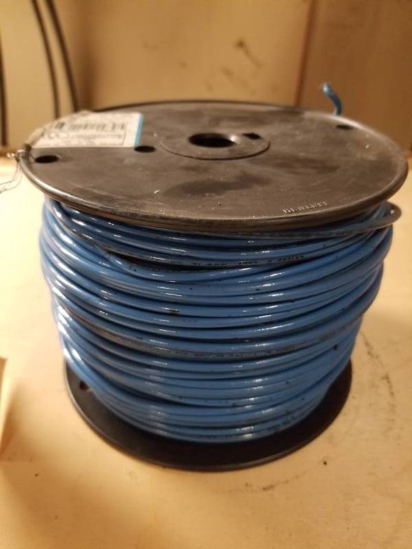 lot 8089 image: Spool of 12 19w THHN Blu Wire