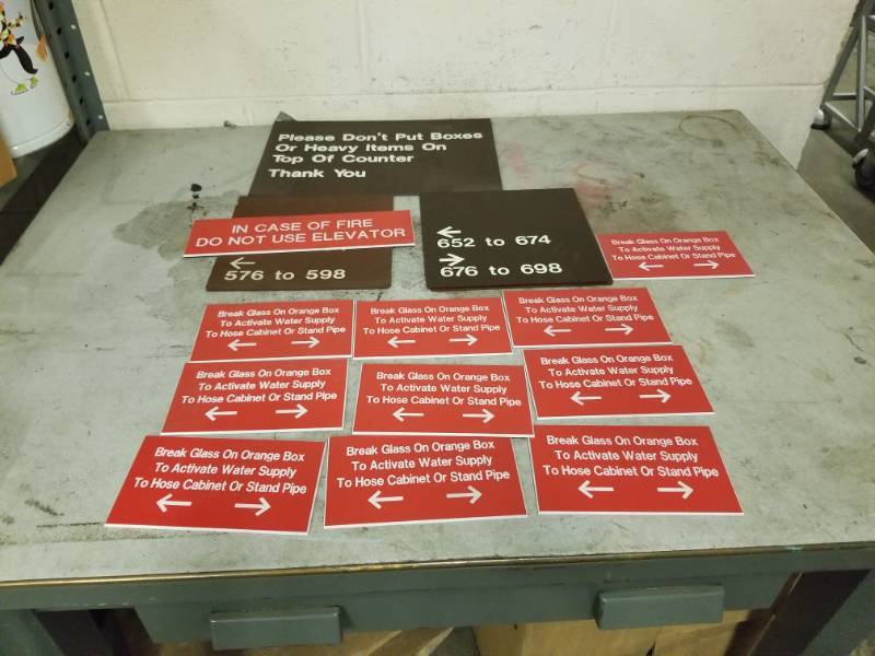lot 8125 image: Plastic Signage