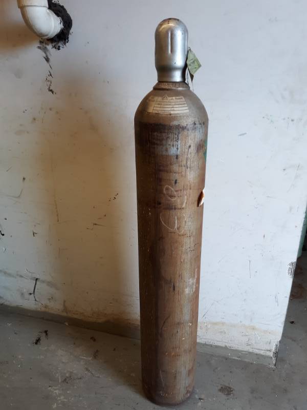 lot 8071 image: 325ppm Carbon Monoxide in Air Cylinder Full