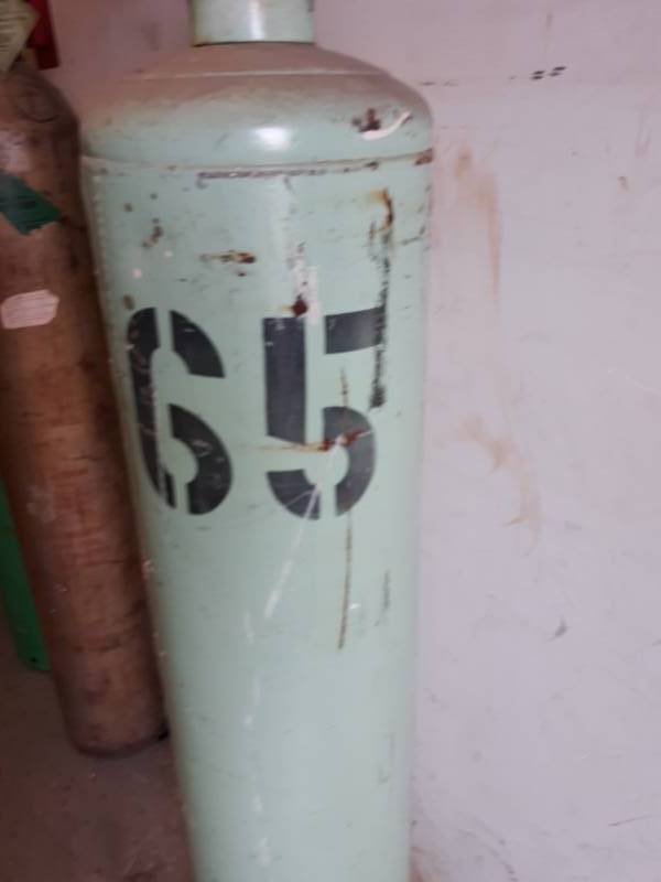 lot 8072 image: Recon 22 Chlorodifluoromethane UN1018 Canister