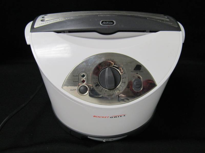 lot 3297 image: Sunbeam Brand- Rocket Grill