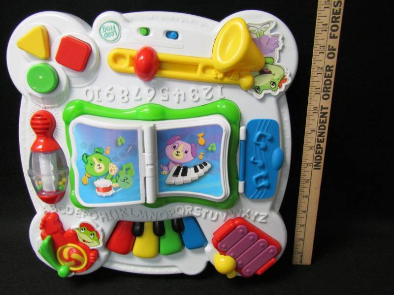 lot 3343 image: Leap Frog Electronic Childrens Leaning Toy