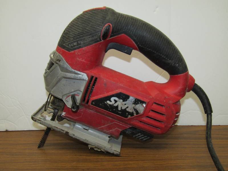 lot 3444 image: Skil Saw-  Sabre Jig Saw  Tested