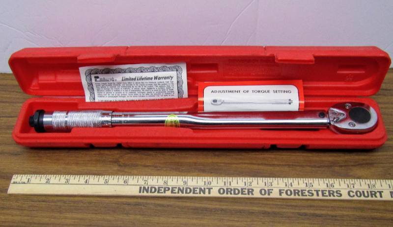 lot 3426 image: Torque Wrench With Case