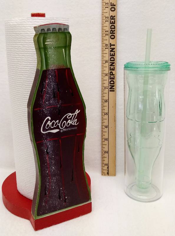 lot 5360 image: Adorable Coca Colo Paper Towel Holder & An Upside Down Bottle Drinking Cup