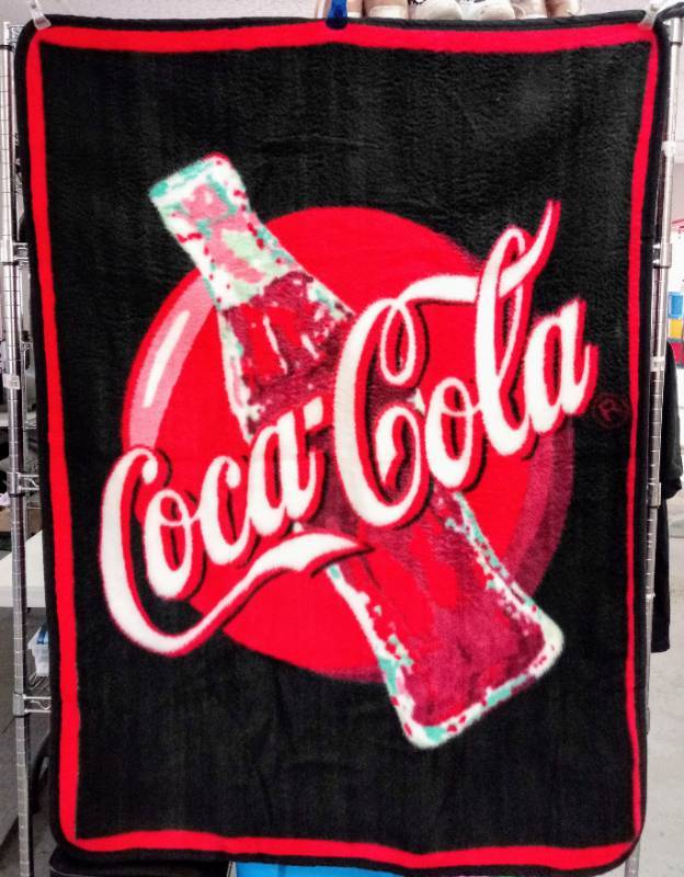 lot 5361 image: Super Soft 1998 Coca Cola Blanket  Never Used