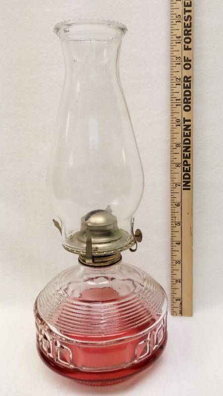 lot 5364 image: Vintage Hurricane Lamp  Beautiful Design