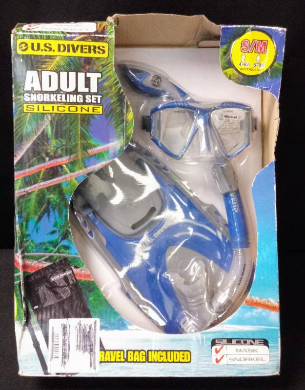 lot 5367 image: New Adult Snorkeling Set