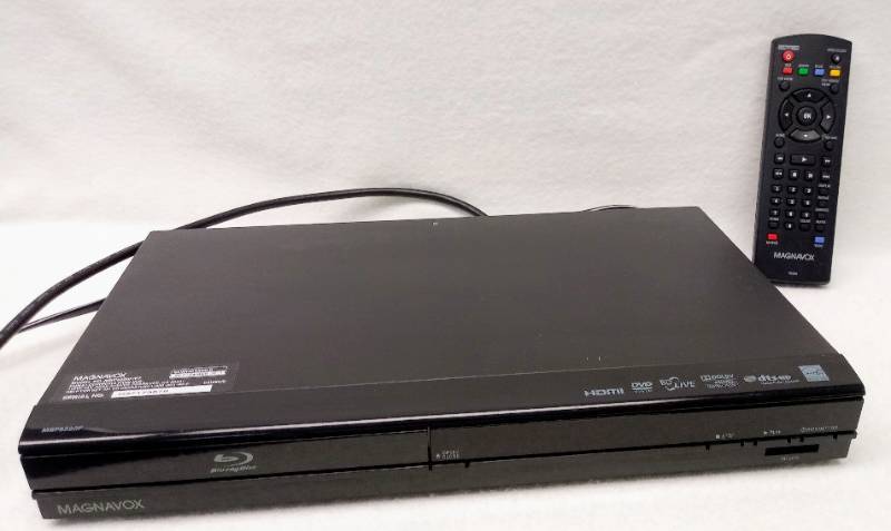 lot 5370 image: Magnavox DVD  Blue Ray Player  Model MBP5220FF7  with Remote