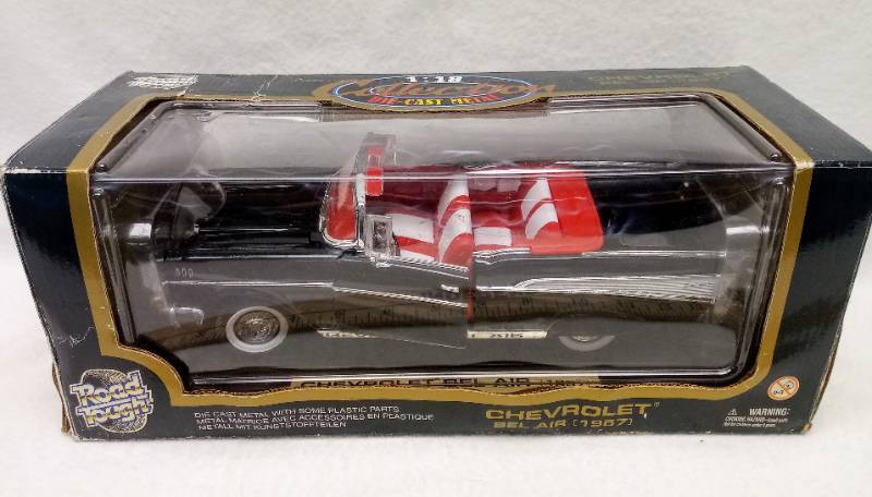 lot 5376 image: 1957 Chevy Bel Air Dicast 118 Car  NIB