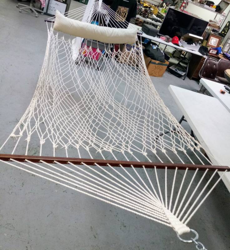 lot 3461 image: Large Hammock- 2 person 450 Weight Capacity