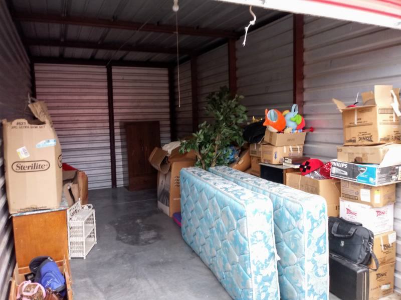 lot 444 image: Contents of Storage Unit- Boxes- Furniture and 