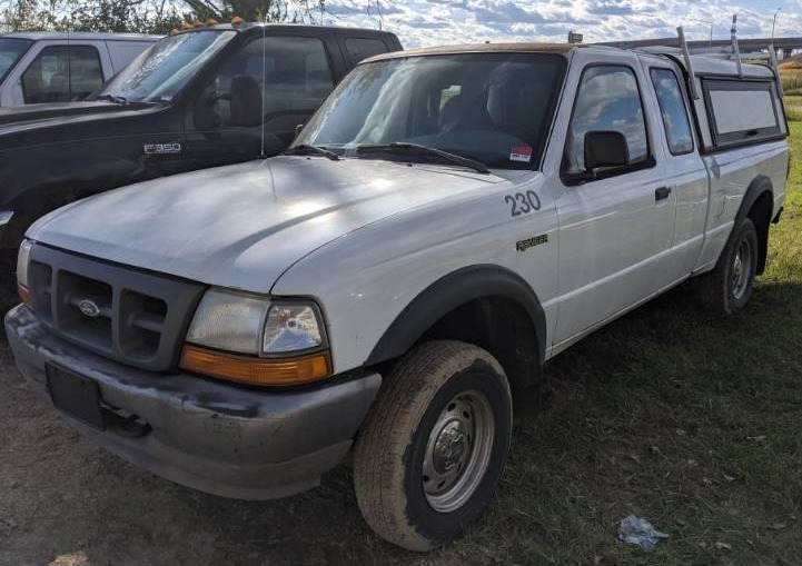 lot 7681 image: 2000 Ford Ranger Extended Cab